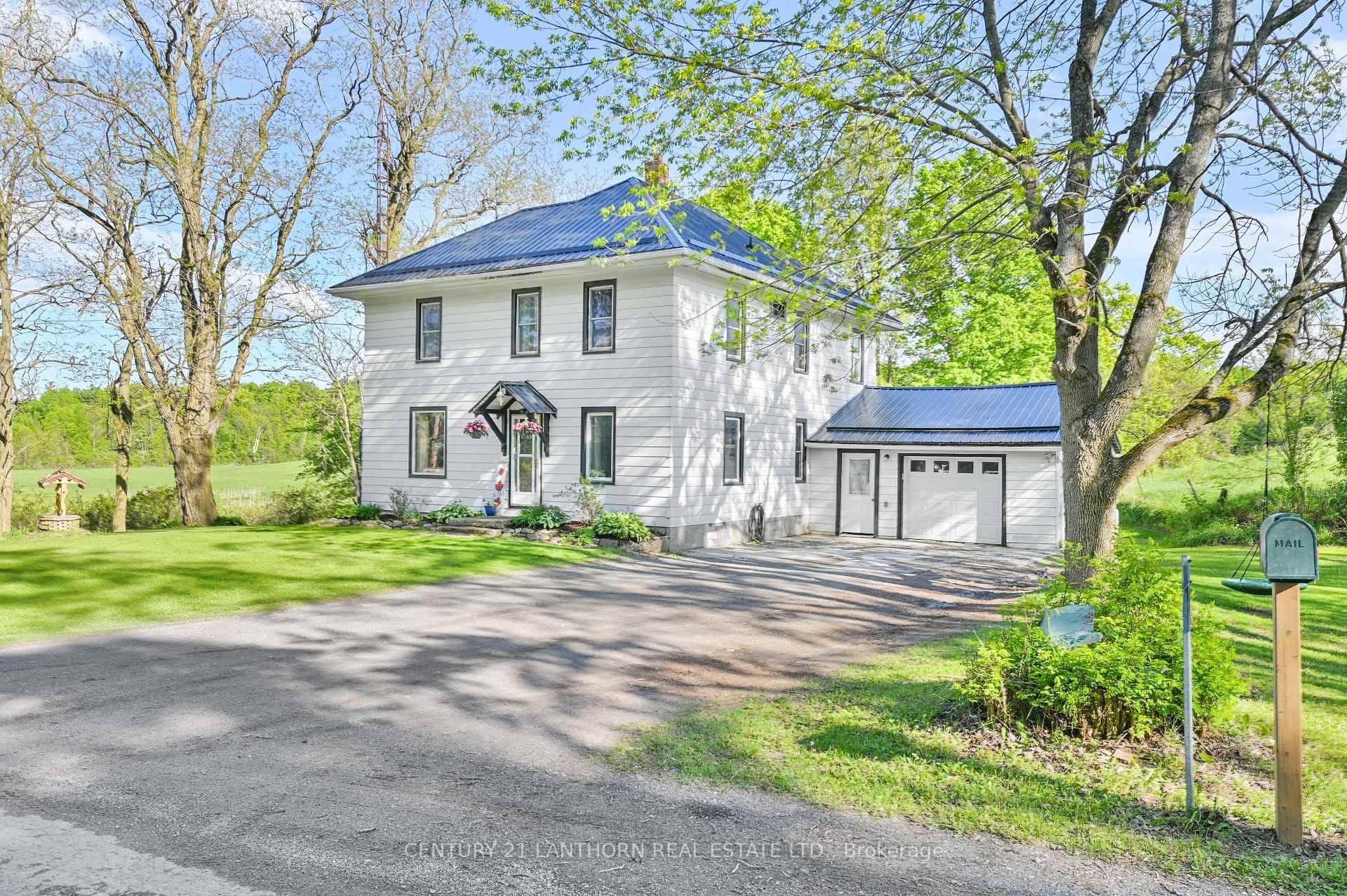 Looking for a family home with a rural setting ?