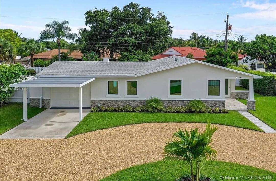 Beautifully remodeled 3BR 2.