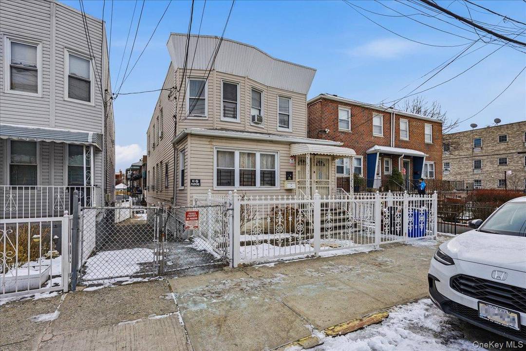 Welcome to 2304 Glebe Ave, a solid income producing opportunity in the heart of the Parkchester Westchester Square neighborhood one of the Bronx s most convenient and in demand areas.
