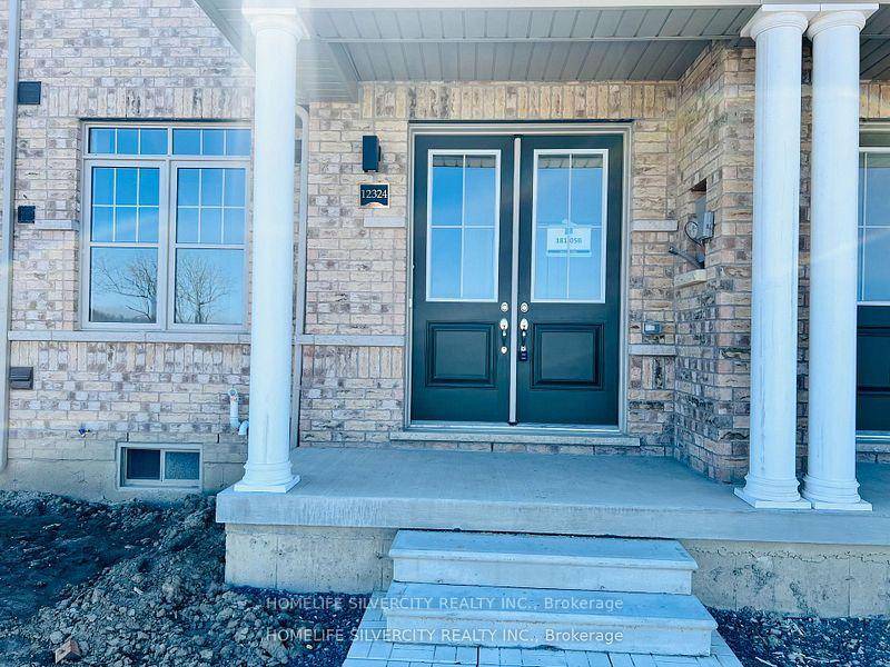 Just 1 Year Old loaded with upgrades Bright amp ; Spacious Townhouse offers three bedrooms plus an additional office den on ground level and four baths in total.