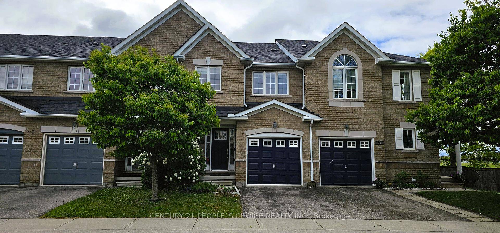 Incredible Opportunity To Enjoy This Gorgeous Townhome In One Of The Best amp ; Most Family Friendly Neighborhoods In Milton !