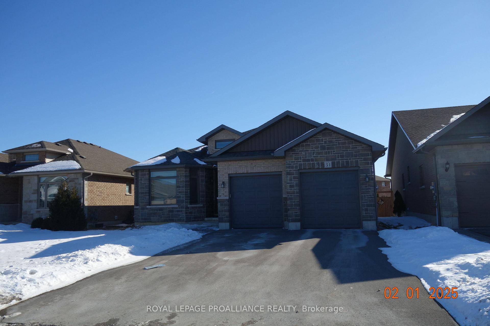 Located in a great location amongst high end homes, this all brick bungalow offers a delightful location for professional couple or those looking for location, amenities and neighborhood, featuring three ...