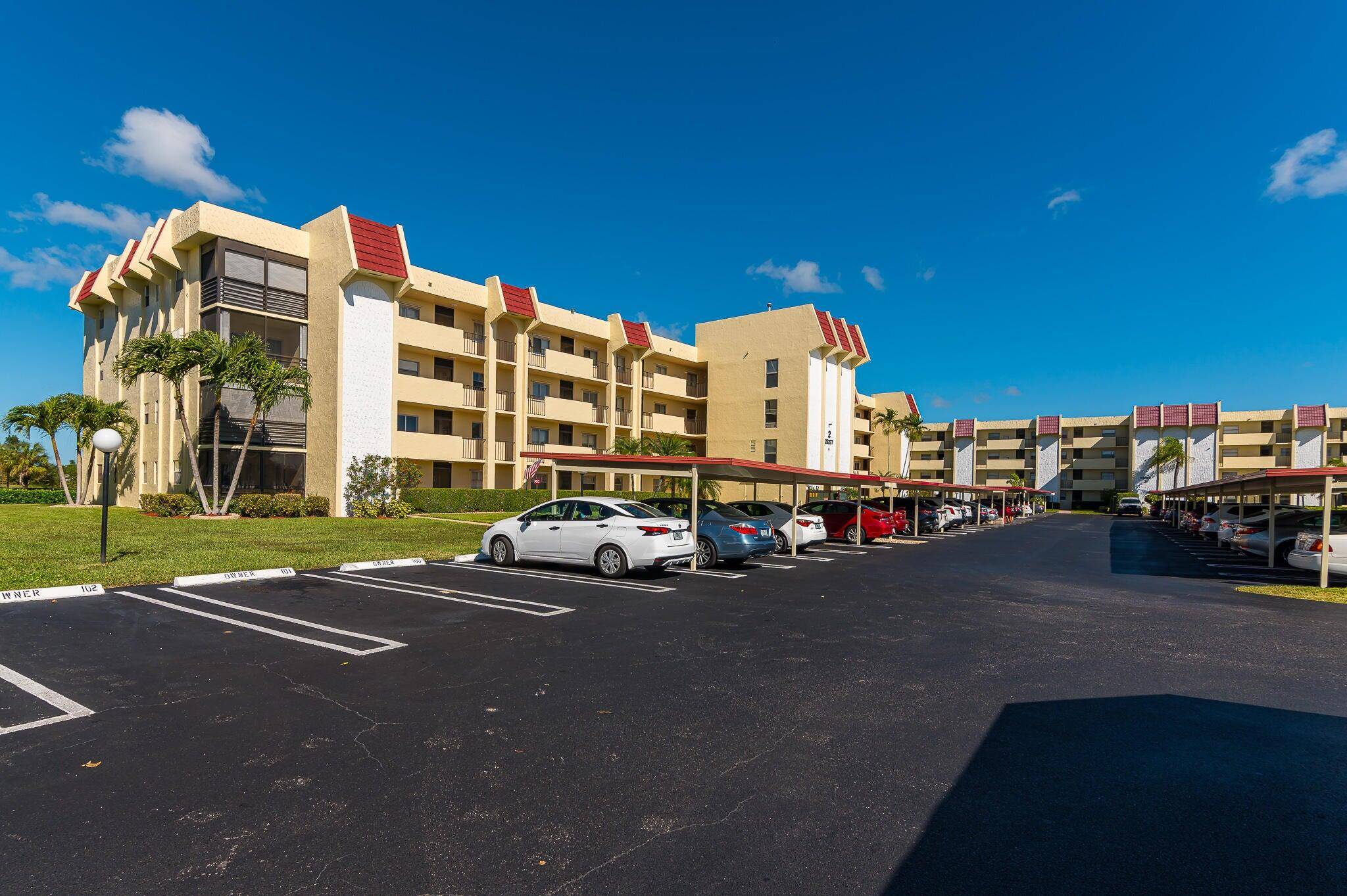 Completely renovated residence in the desirable 55 community of Boca Barwood.