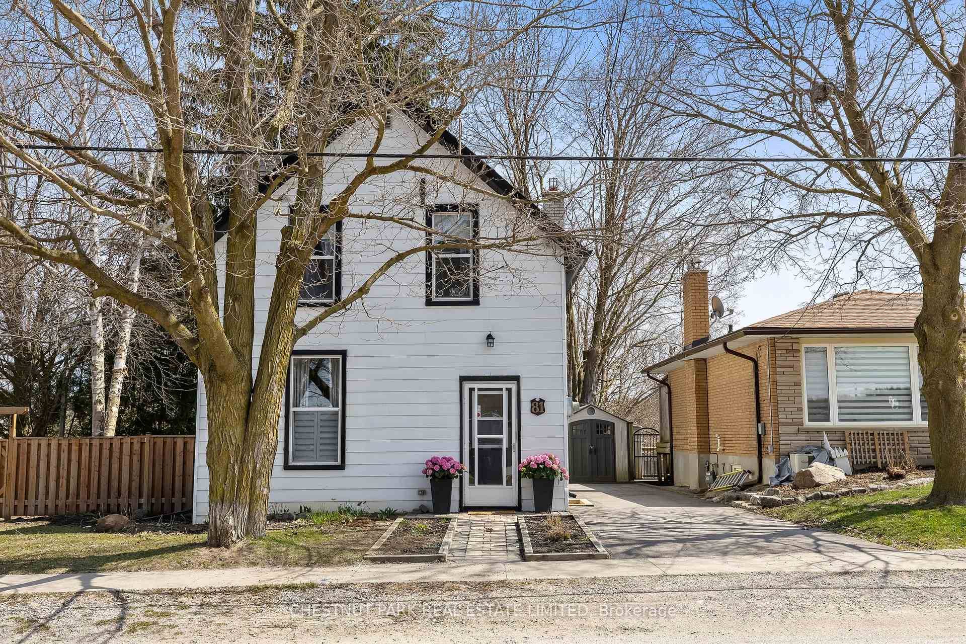 Charming 3 Bedroom Detached Home in the Heart of Uxbridge Fully renovated to the studs in approx 2001, this century home has been re wired, re insulated and re drywalled ...