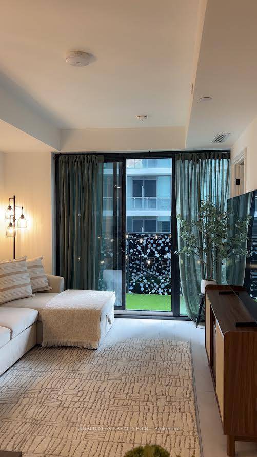 FULLY FURNISHED ! Indulge in luxury living at 55C Bloor Yorkville Residences, nestled in Toronto's esteemed Charles Street East.