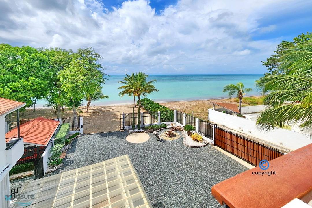 COMBATE KM 2.6 House Cabo-Rojo