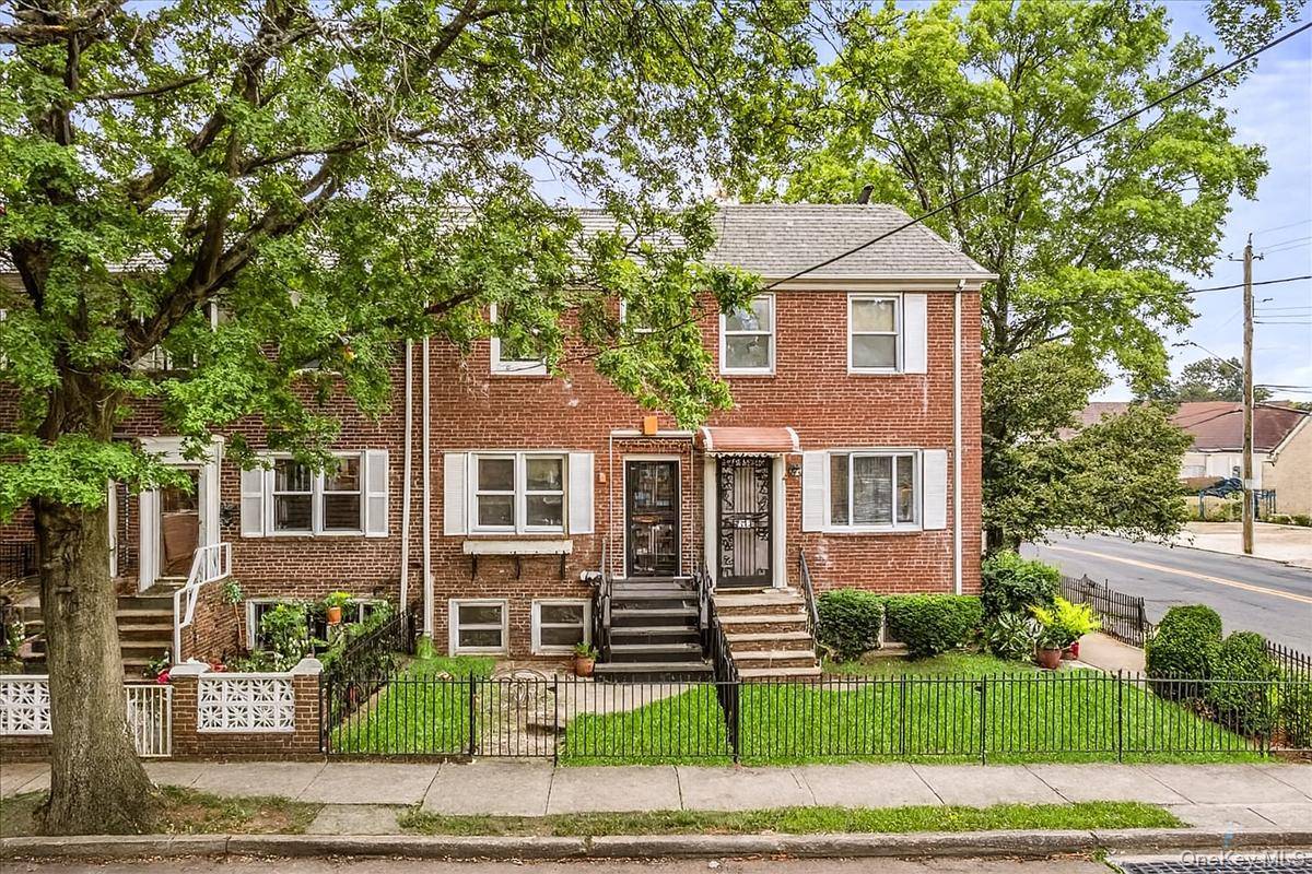 Welcome to 110 04 172nd Street, where luxury meets unbeatable value in the heart of Jamaica, Queens !
