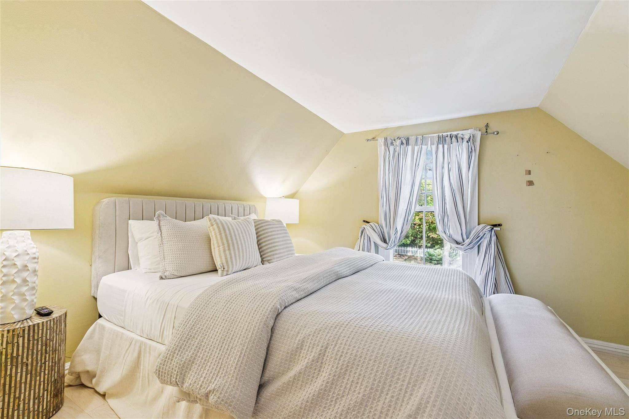Quintessential Bridgehampton Village Retreat with Heated Pool The location of 212 Lumber Lane is unbeatable for those seeking convenience without sacrificing Hamptons tranquility Walk to Village Leave the car behind ...