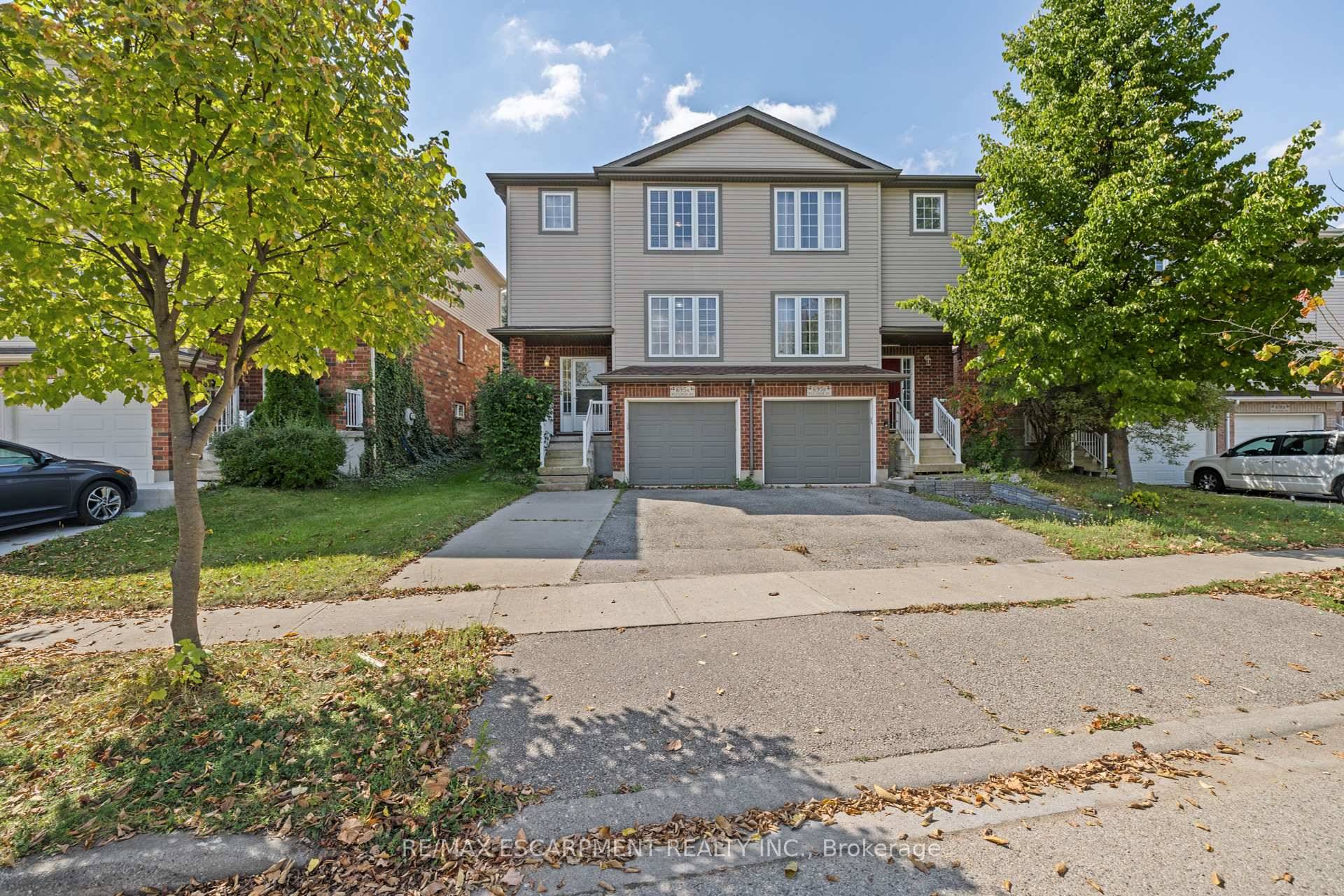 4 bedroom, 3. 5 bathroom semi detached home available for rent in the sought after Columbia Forest Clair Hills neighbourhood !
