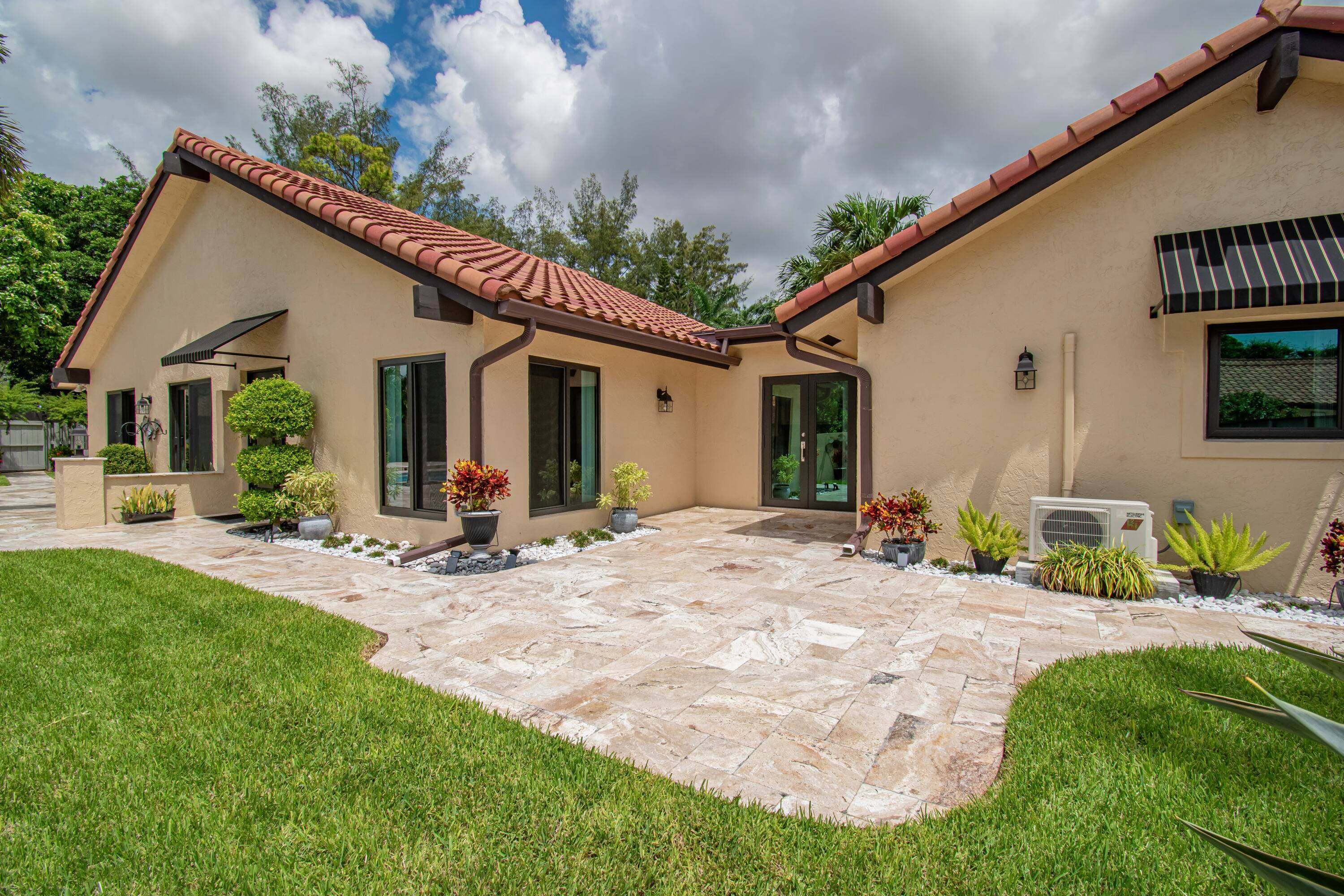 Come see this truly unique detached single family home, one of only six, in the charming boutique community of San Simeon.