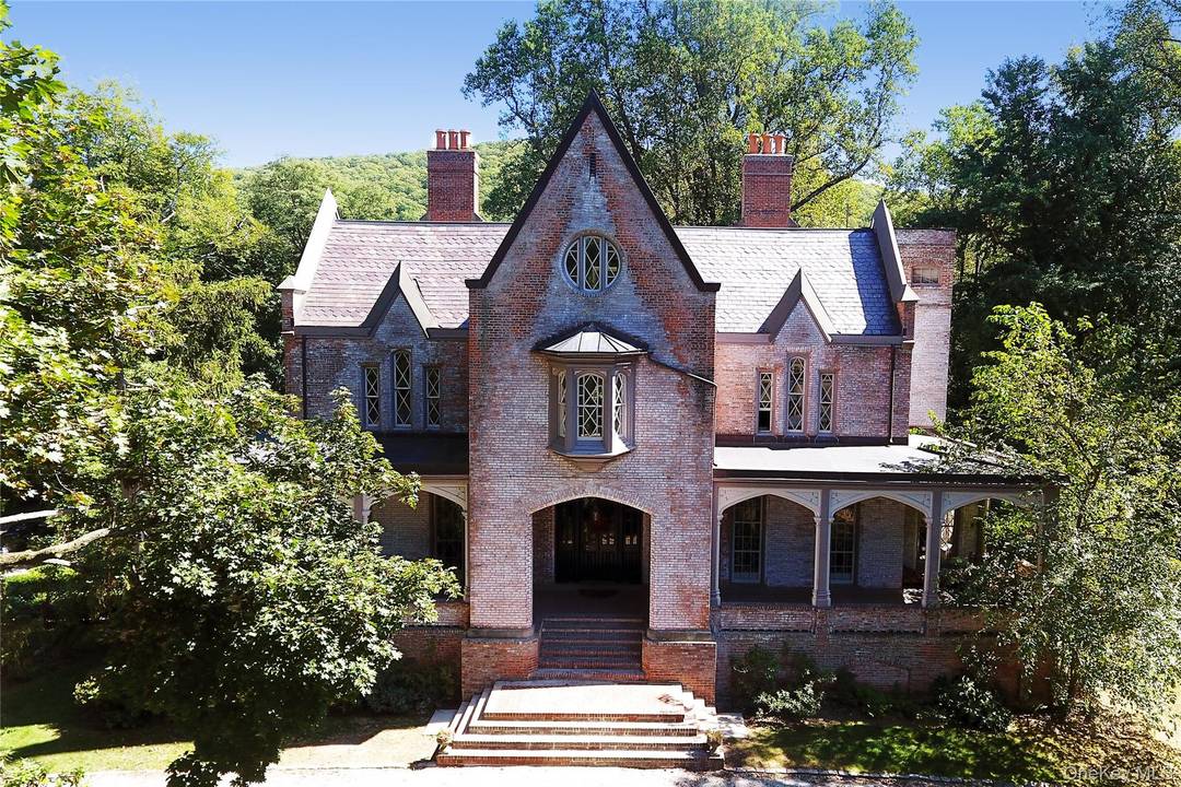 Gothic Revival Country House.