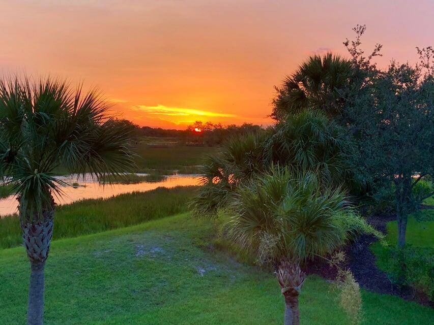 This is the lowest priced condo in all PGA National !