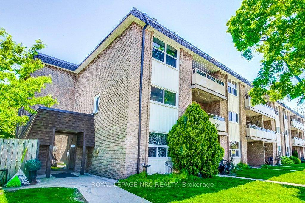 Don't miss out ! Completely renovated and move in ready.