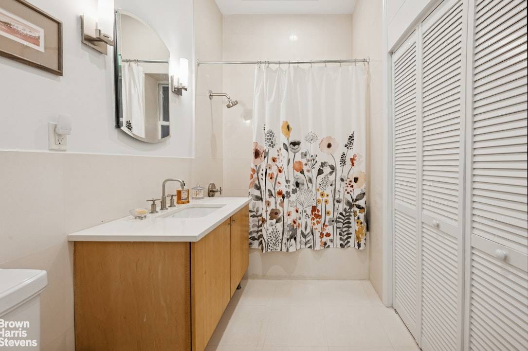 Spectacular Duplex with Dreamy Garden Oasis Welcome to Residence 1 at 302 West 122nd a stylish 1316 sqf 2 bed 2 bath duplex with a 575 sq ft private garden, ...