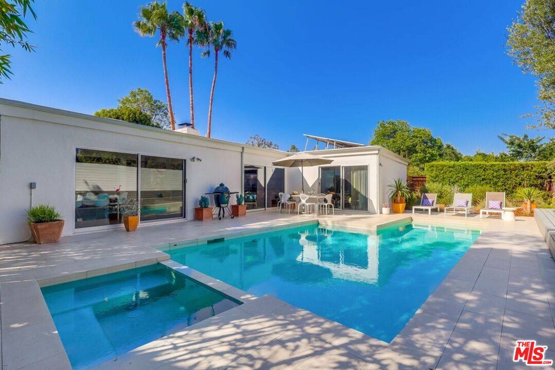 7706   Chandelle Pl 4BR Hollywood Hills East La