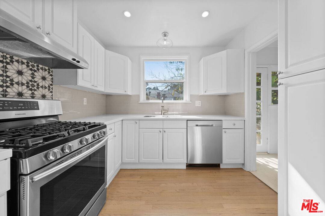 11347 CASHMERE ST 2BR Brentwood La