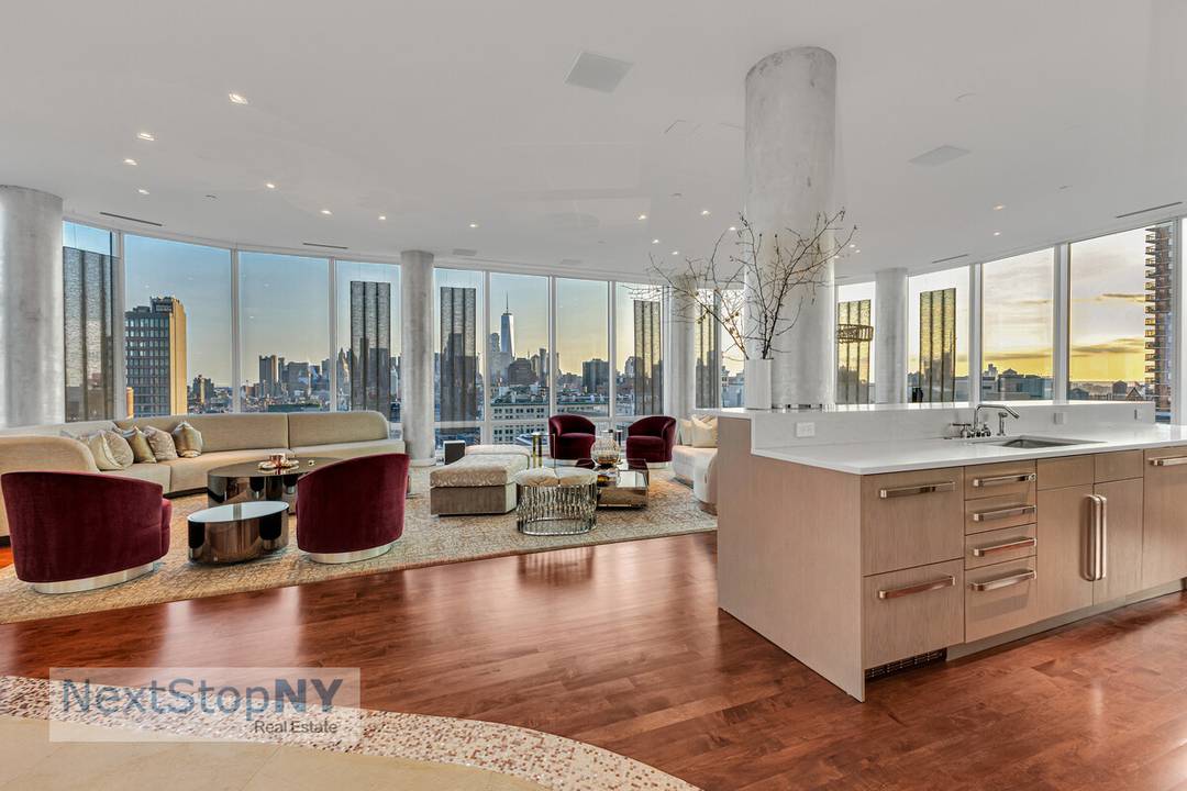 3 BEDROOMS 3. 5 BATH 445 LAFAYETTE PH17 NextStopNY is delighted to present a truly exceptional full floor penthouse at The Astor Place, one of Manhattan's most distinguished towers.
