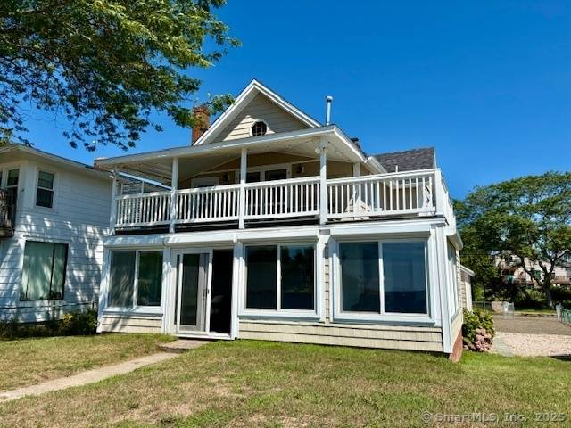 Quintessential fully furnished summer home directly on the Long Island Sound !