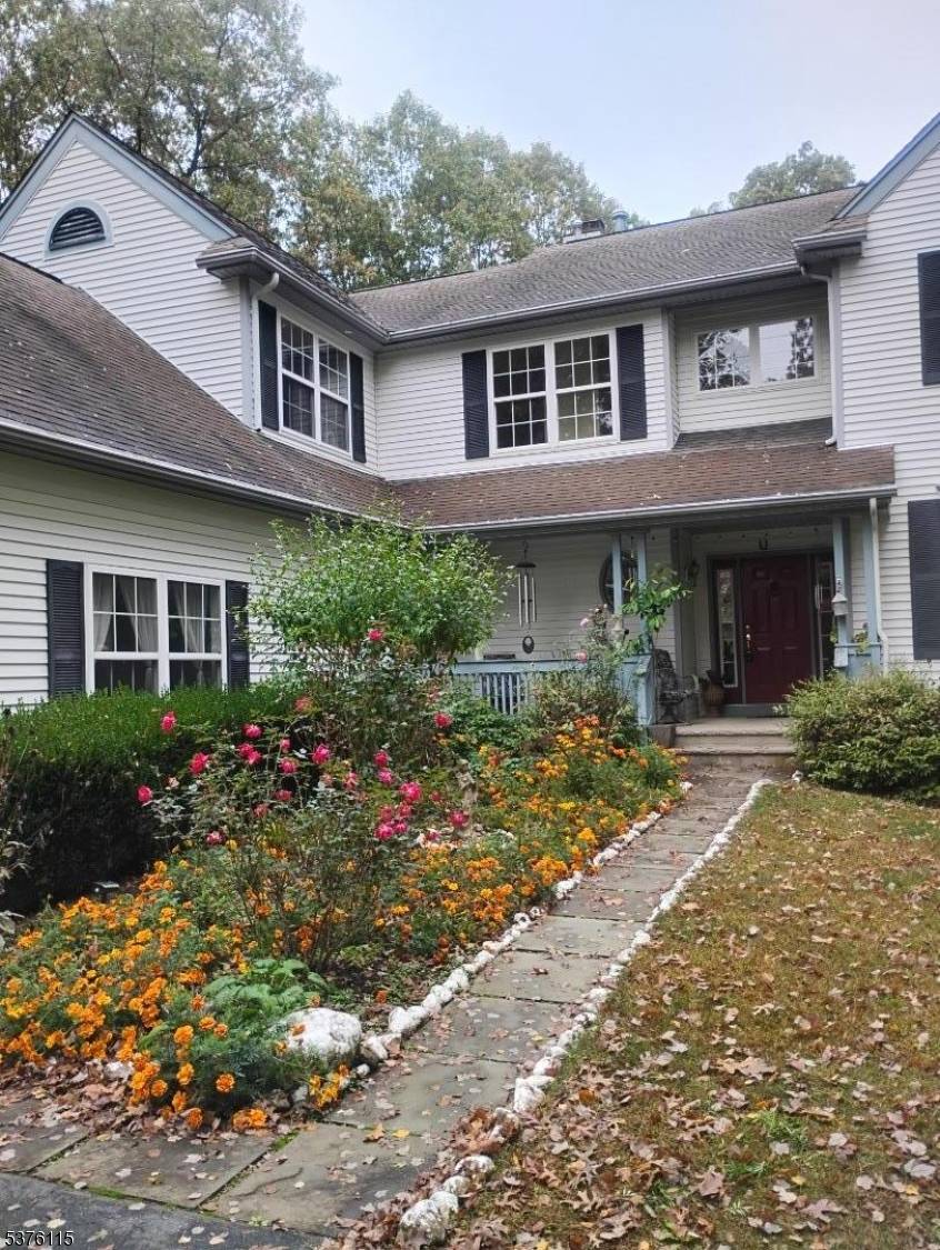 Remarkable 4 bedroom, 2. 5 bath colonial located in a cul de sac.