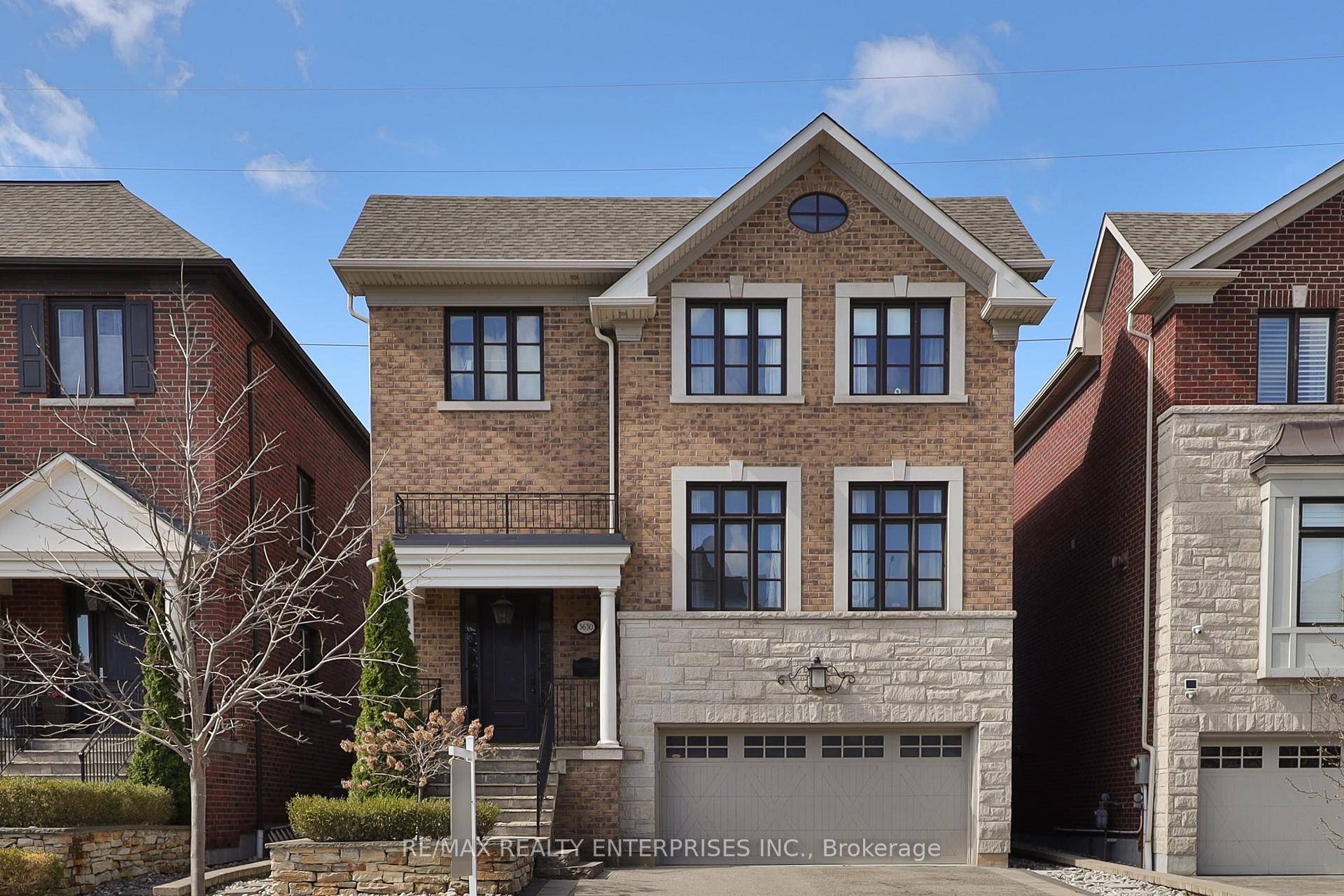 Nestled In The Prestigious Applewood Community, Just Steps From The Etobicoke Border, 3630 Silverplains Drive Is A Meticulously Designed Two Storey Family Home Offering An Exceptional Blend Of Comfort And ...