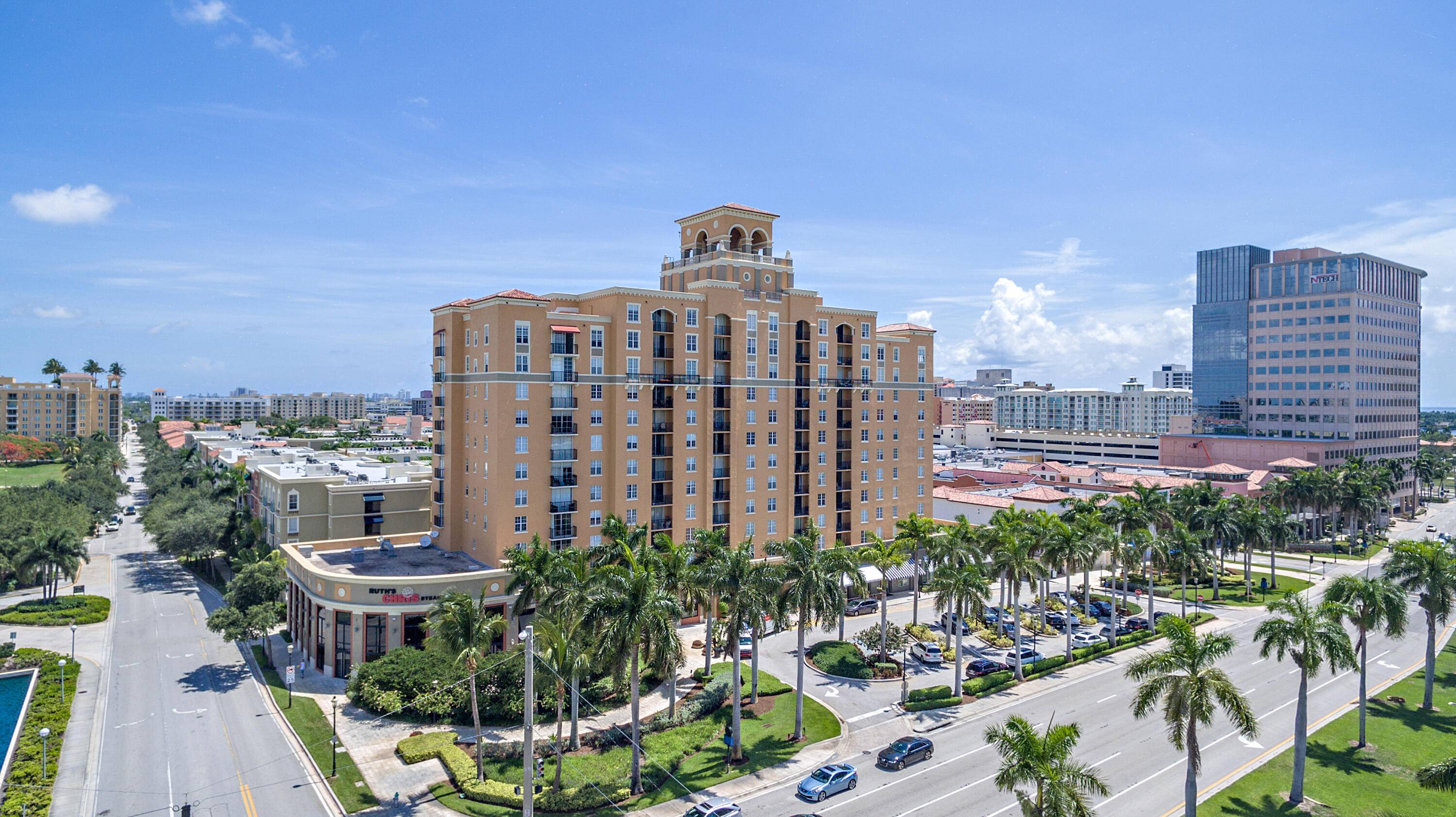 2 2, South Facing Apartment, 1, 132 square feet, split floor plan, great location, proximity to The Square, West Palm and all the City has to offer.