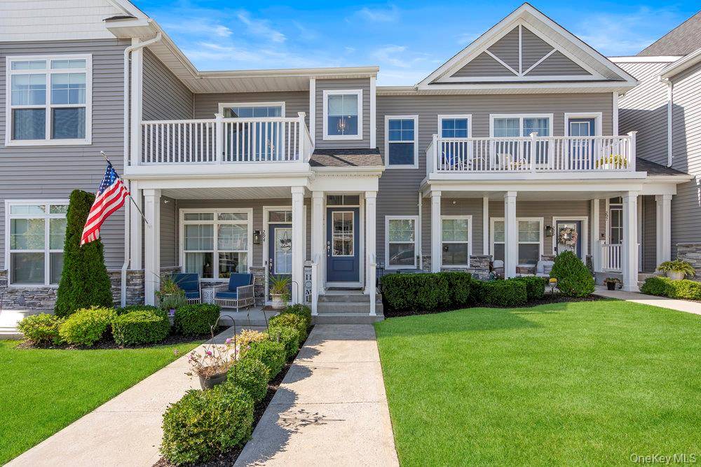 Welcome to resort style living in the prestigious Country Point Meadows 55 gated community.