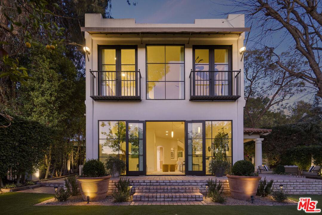 13439   Java Dr 3BR Beverly Hills Post Office | B.H.P.O. La