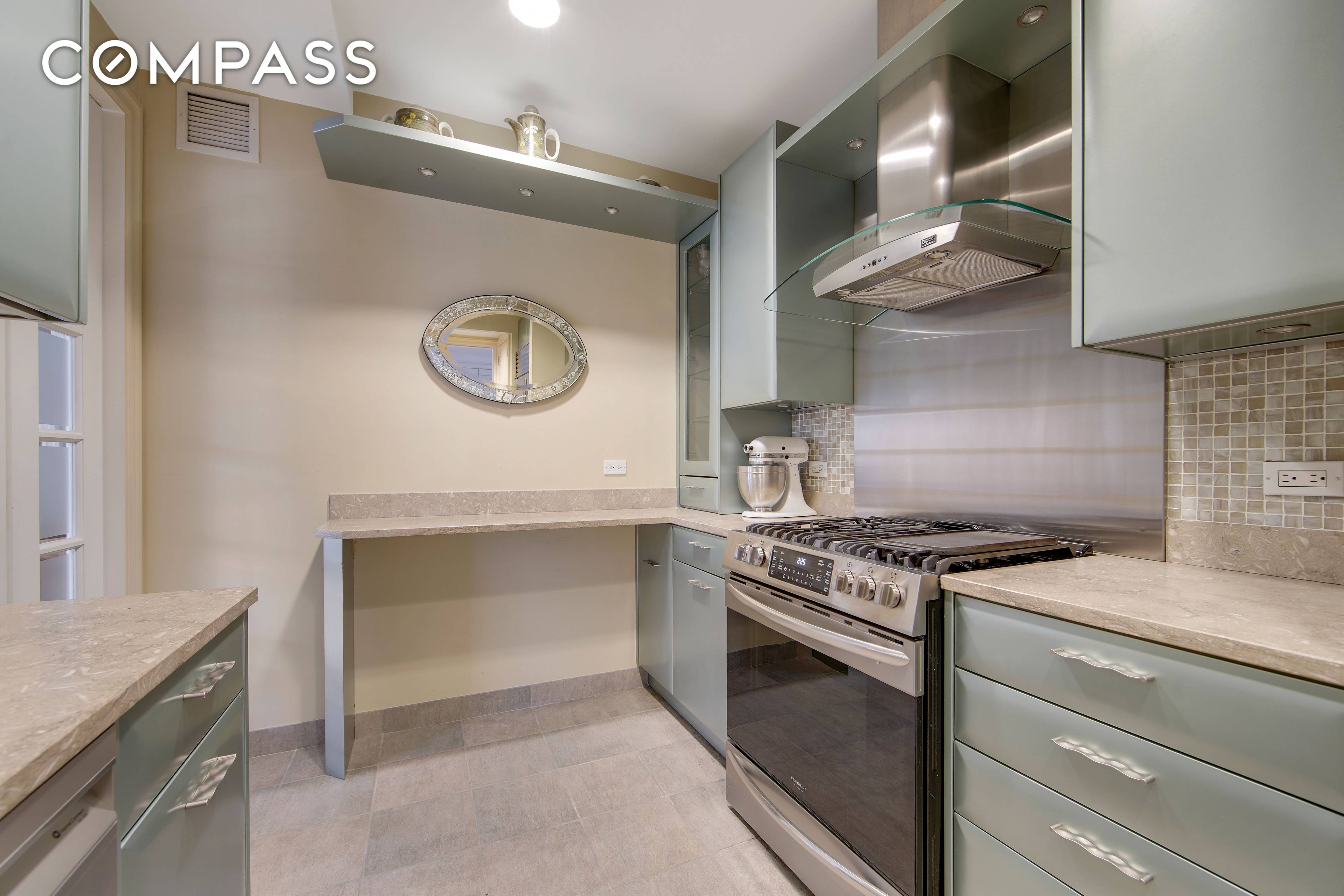 Gracious Living A True Gem Welcome to Apartment 16D at The Richmond Condominium, a distinguished residence nestled in the heart of Manhattan s Upper East Side.