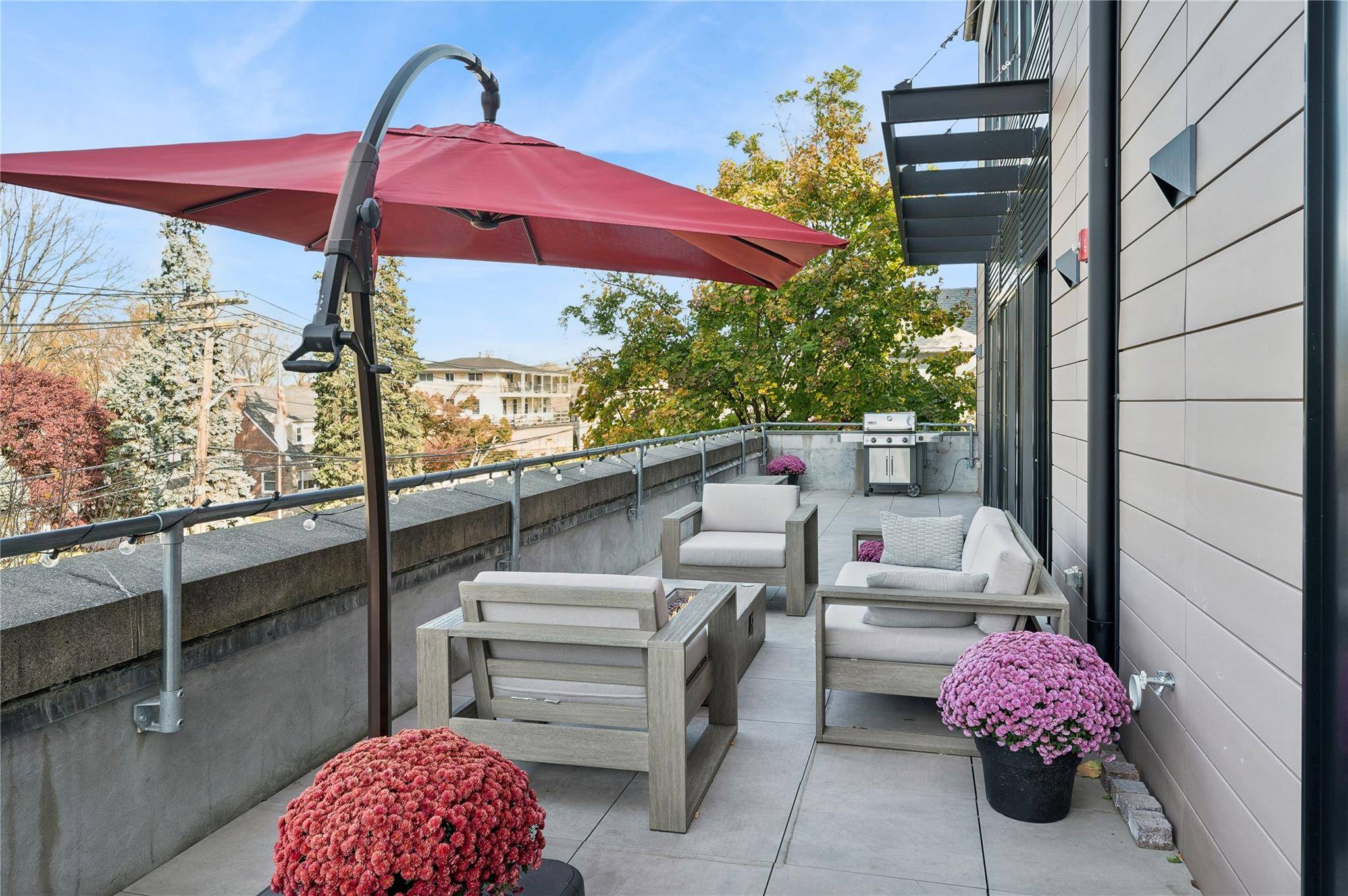 Discover The Printhouse Lofts, a boutique luxury condo at 50 Chestnut Street, Unit 1 in Dobbs Ferry Westchester s best kept secret !