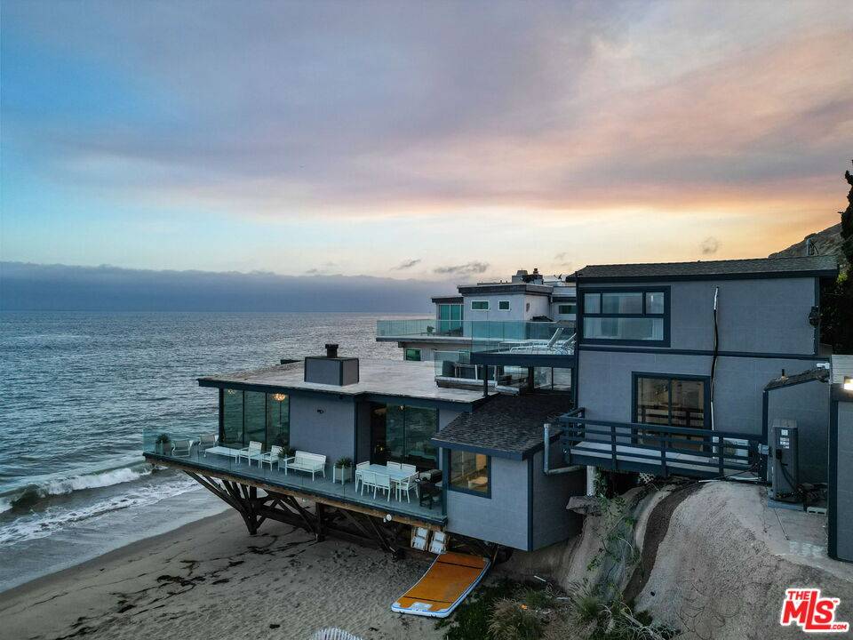 26044  E Pacific Coast Hwy 4BR Malibu La