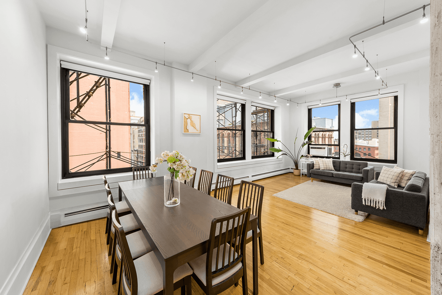 Just Listed ! Introducing a Spacious True 2 Bedroom 2 bath Corner loft with Newly Renovated Kitchen amp ; 8 Massive Windows and 11 foot ceilings at the Full Service ...
