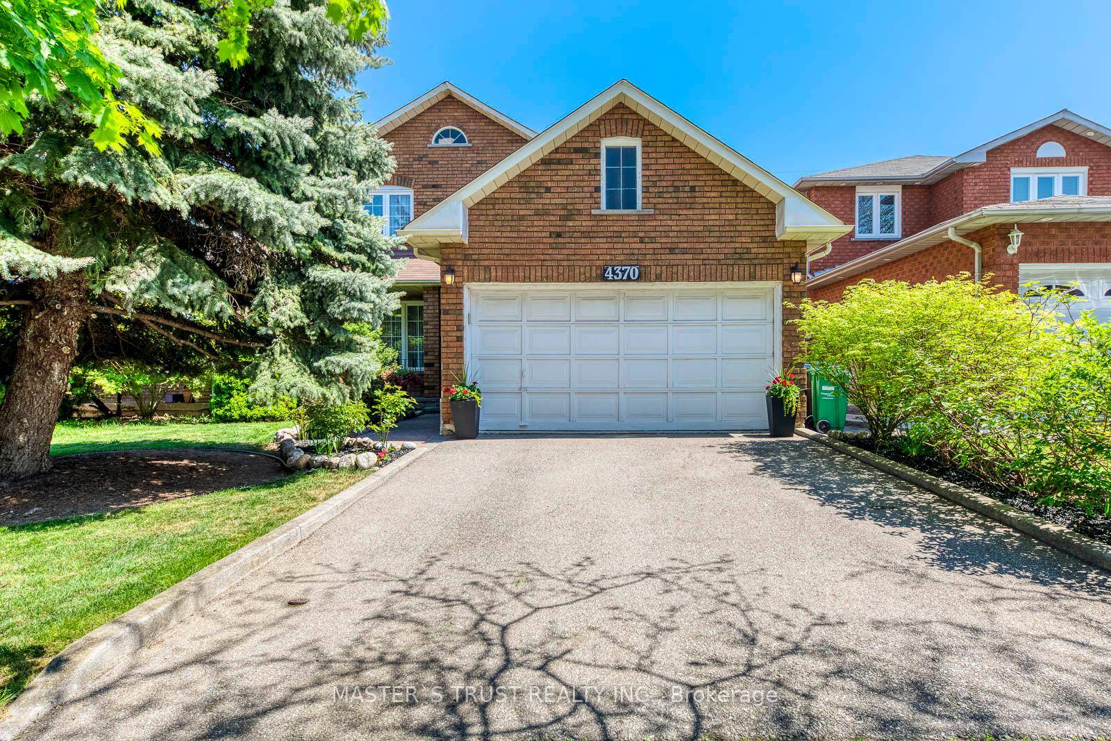 Beautifully Upgraded Family Home in Quiet Neighborhood.