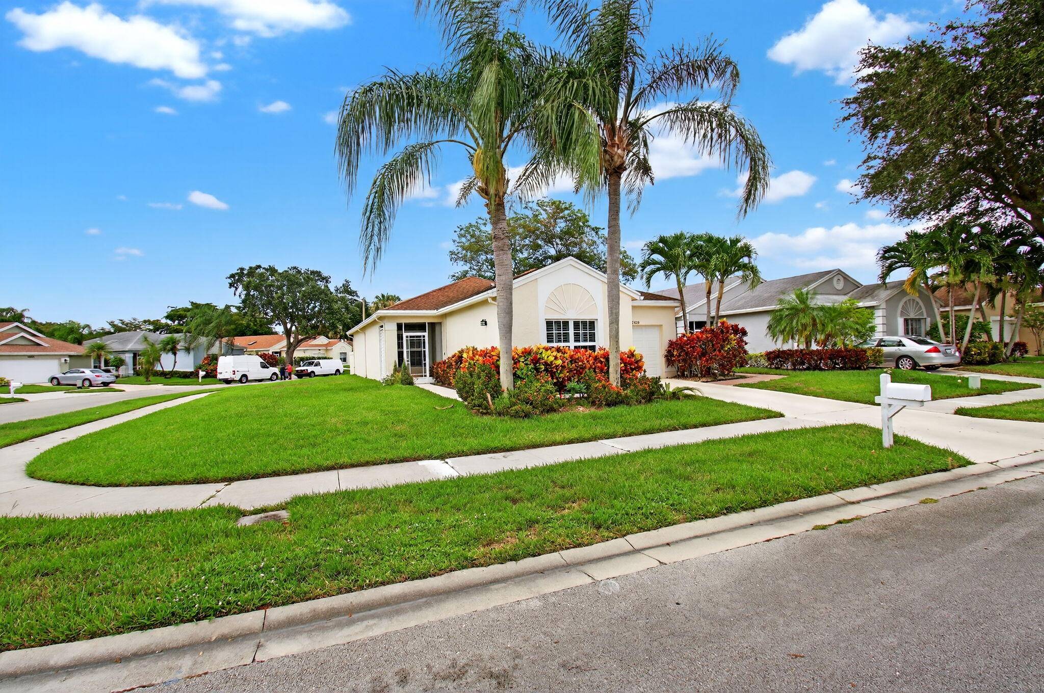 PINE RIDGE AT DELRAY BEACH SUPER ACTIVE ADULT COMMUNITY 55 COMMUNITY.