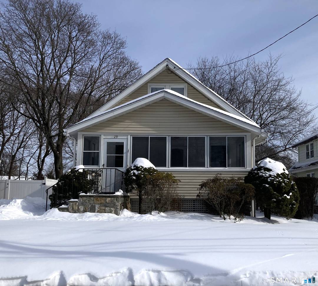 Dont't wait for the Spring home rush, purchase now, so you can enjoy this charming, sunny, totally renovated featuring 3 BR, 2bth in sought Springdale.