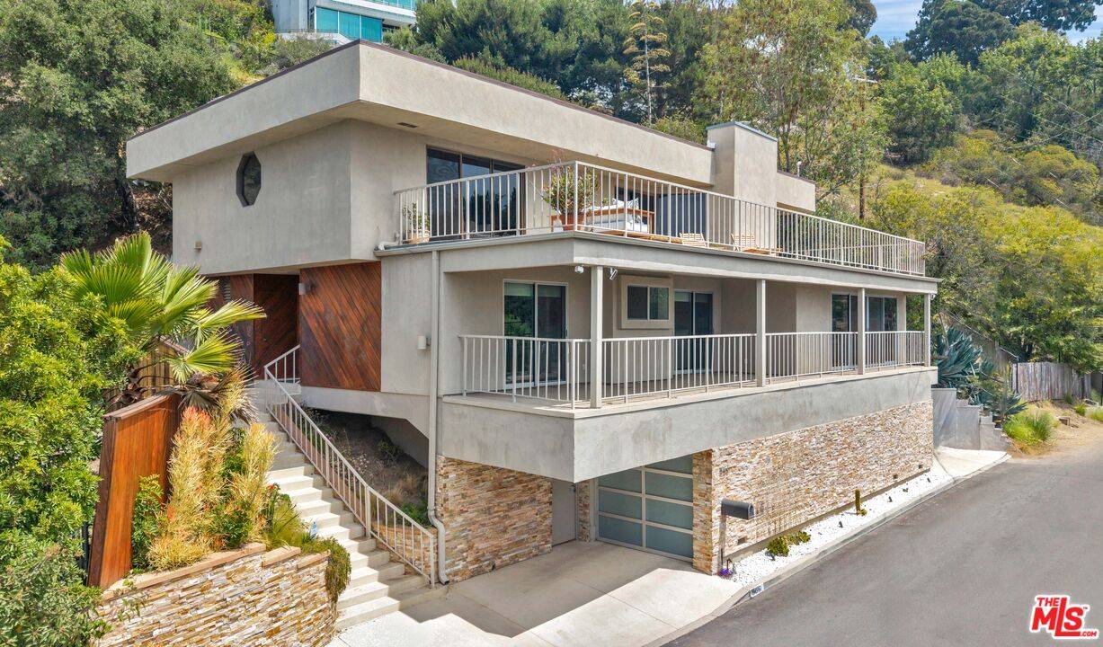 966   Bluegrass Ln 3BR Brentwood La