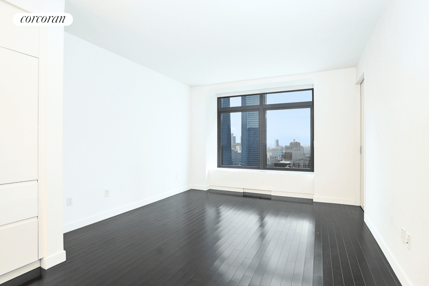 Welcome to 123 Washington Street, where Residence 35E a coveted E line one bedroom is now available for rent for the first time in over seven years.