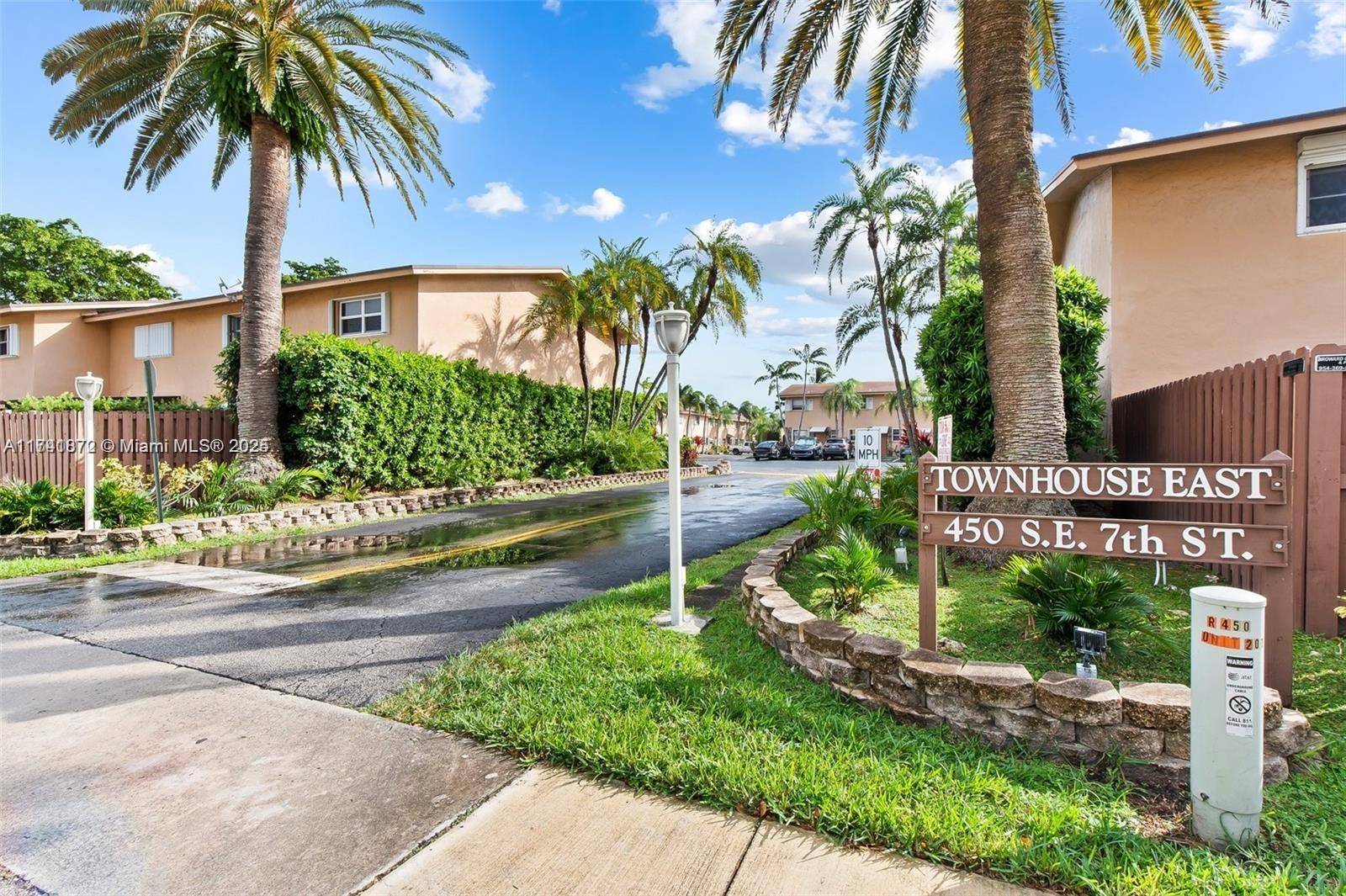 This two story corner townhouse is less than a mile from the beach and offers 2 bedrooms, 1.