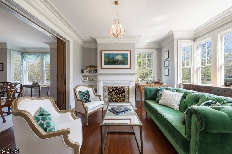 Modern luxury combines with period charm in this quintessential Washington's Headquarters home.