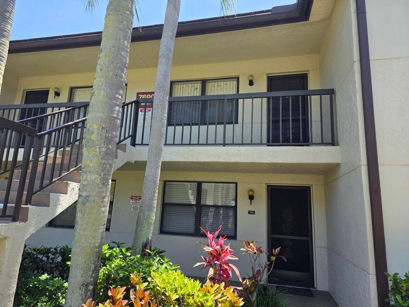 Discover the unique opportunity to transform this property into your dream home at an incredible price !