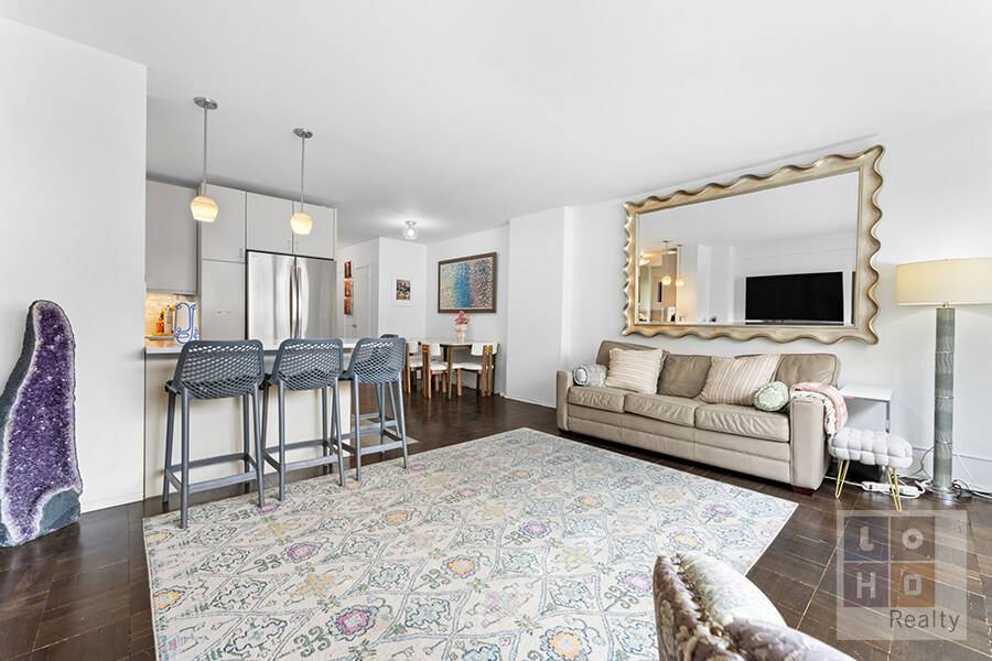 Park Views, Private Balcony, Beautifully Renovated Two Bedroom !