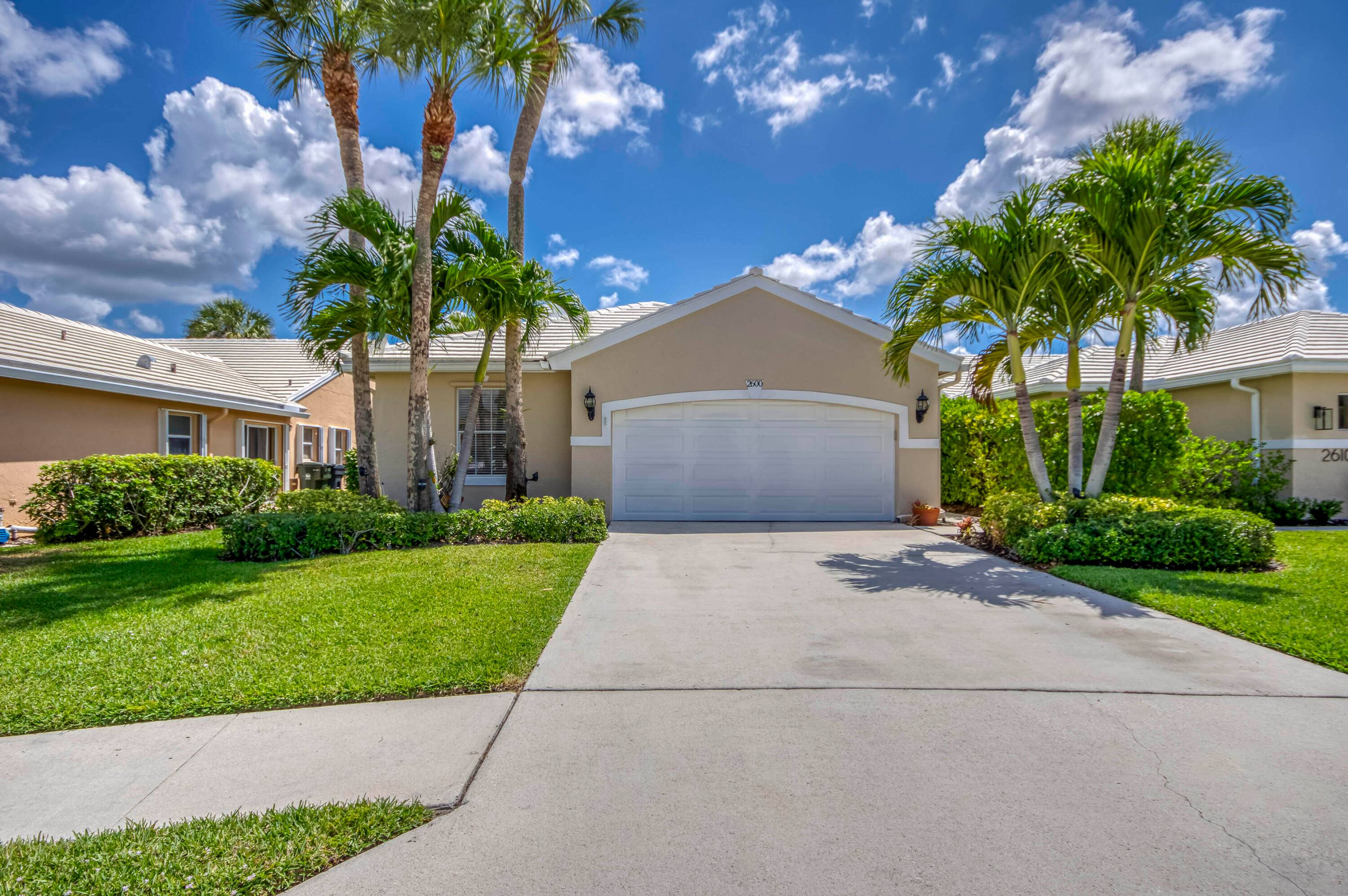 Available for seasonal rental, this impeccably clean 3 bedroom, 2 bath home is perfectly situated near Wellington's premier equestrian events, top rated schools, restaurants, and shopping.