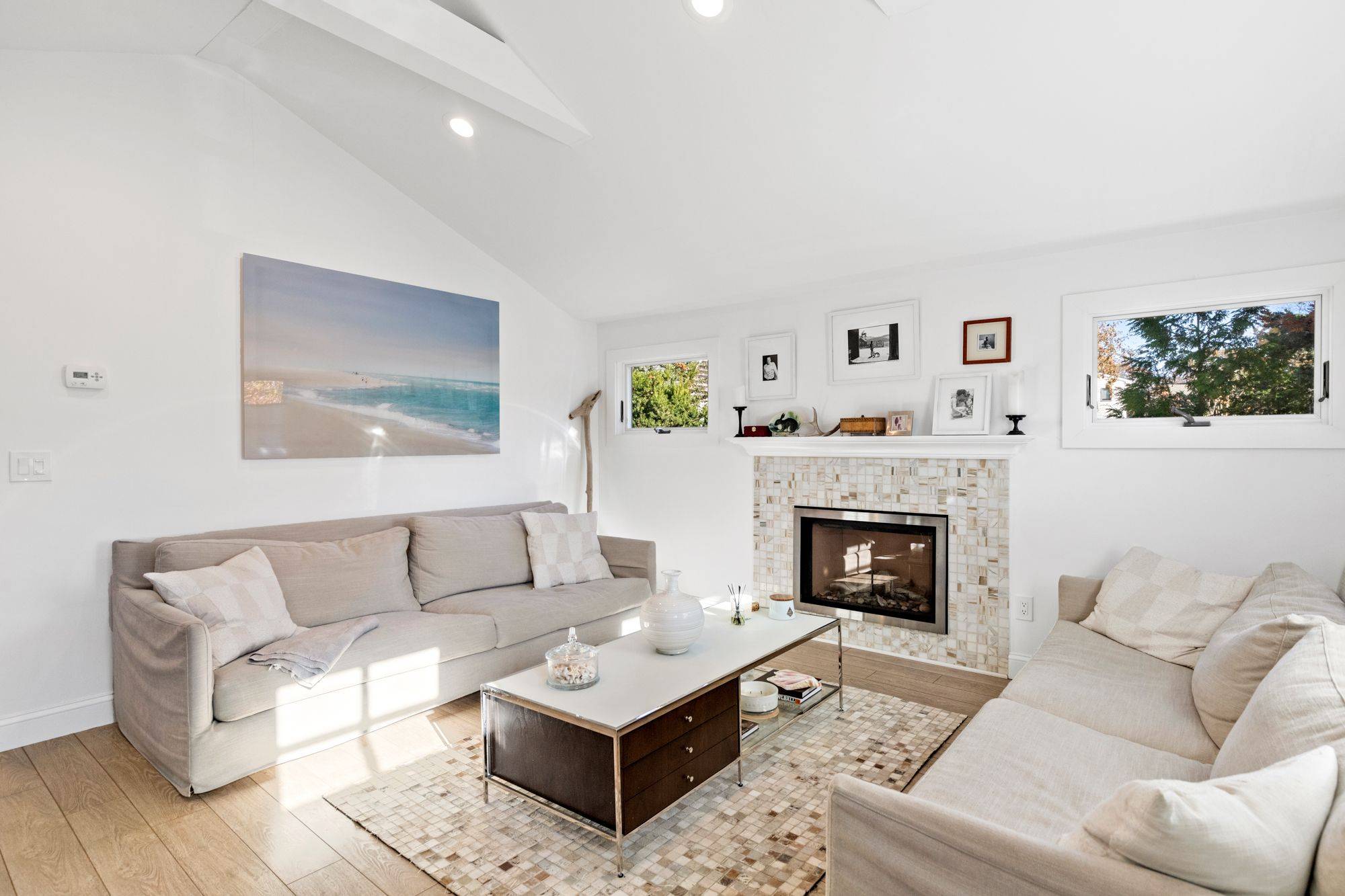 Beautifully Renovated Beach Cottage