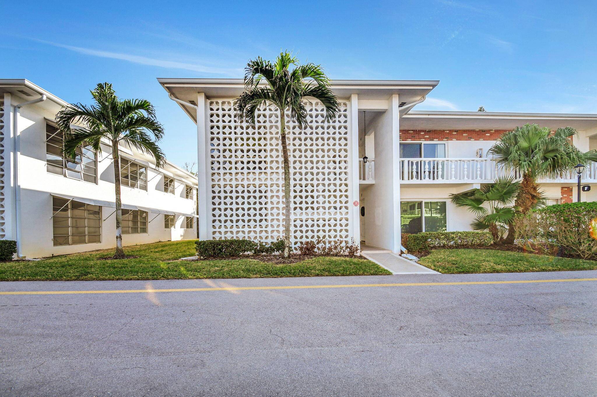 Welcome to your seaside sanctuary !