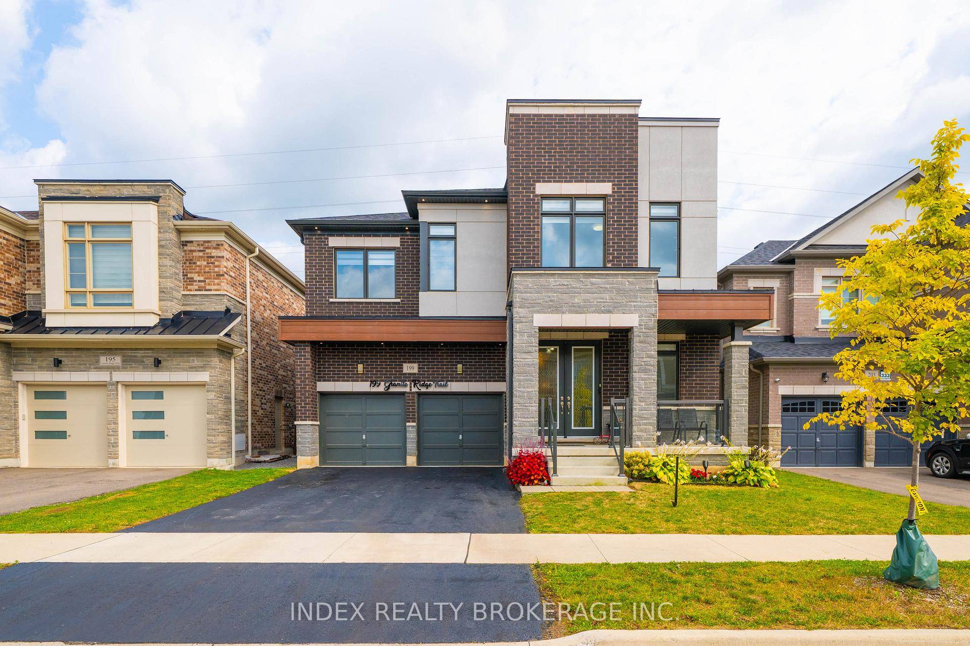 Welcome to this stunning modern elevation Greenpark built detached home in the desirable Waterdown community !