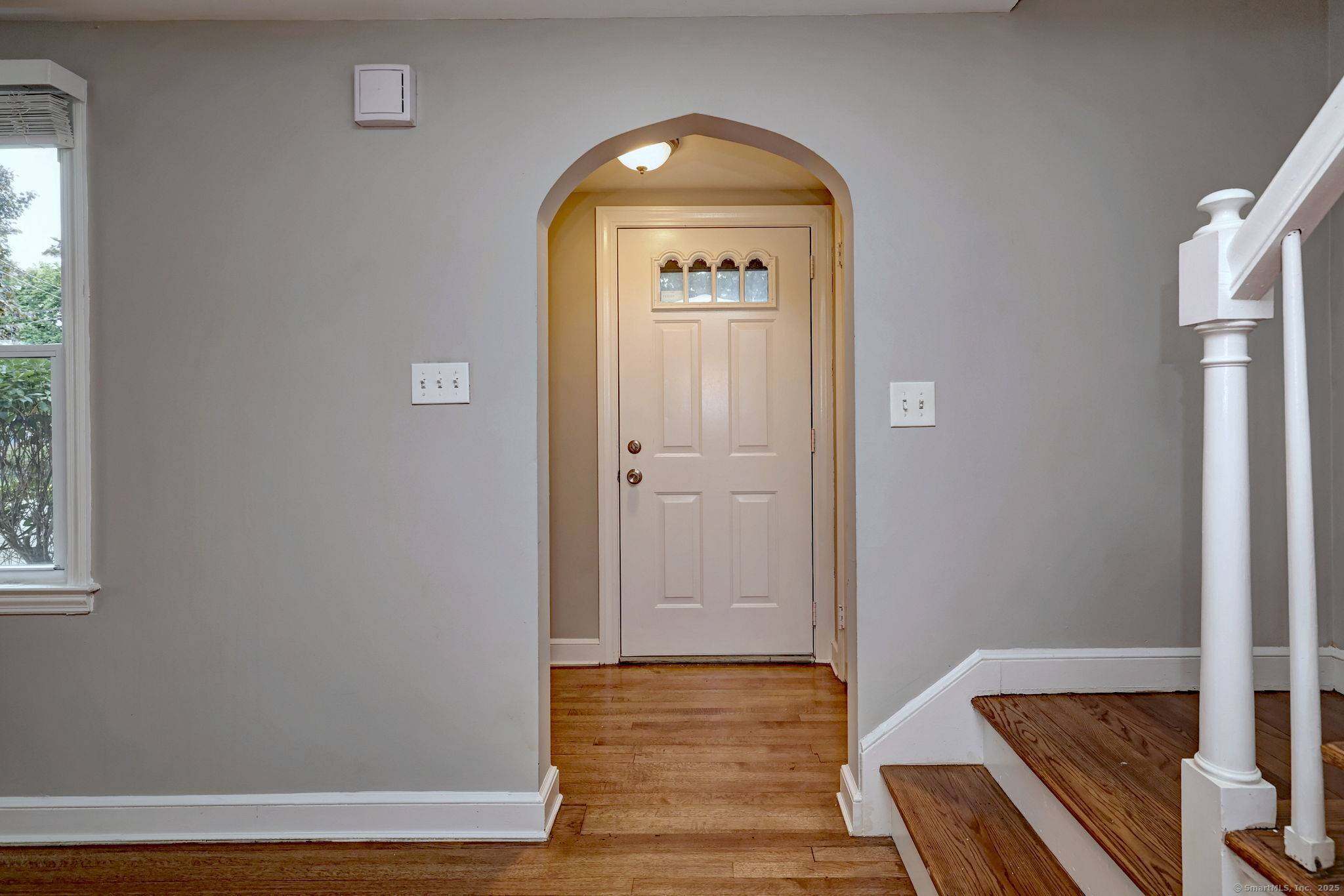 Charming Colonial in North Stratford !