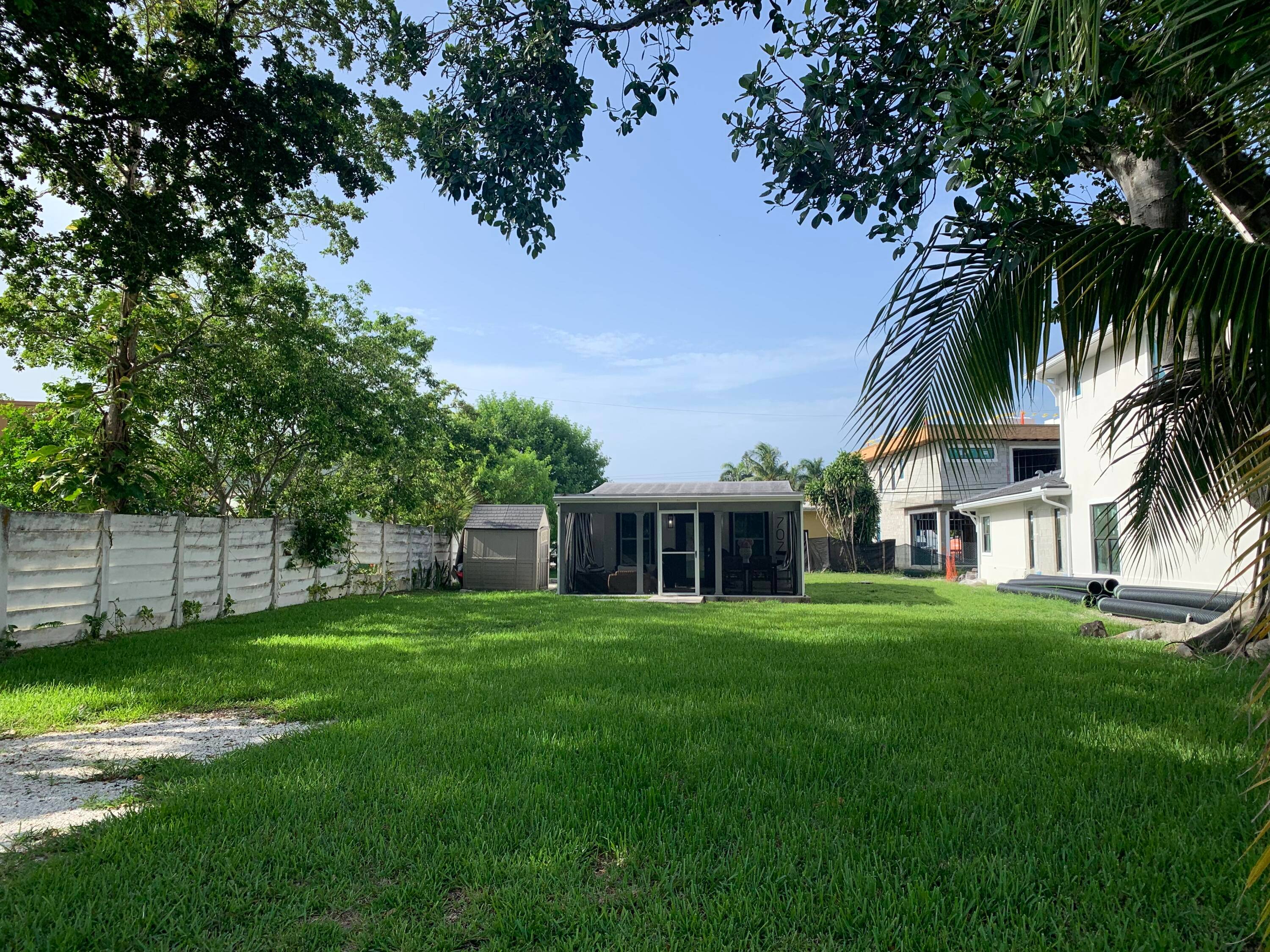 Beautiful property East of Federal Hwy in Delray Beach.