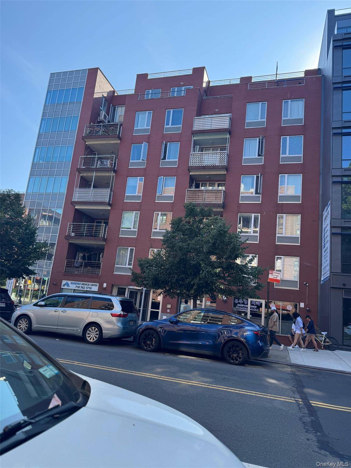 Welcome to this beautifully maintained condo unit having approximately 674 sq ft of comfortable living space in the heart of Flushing.