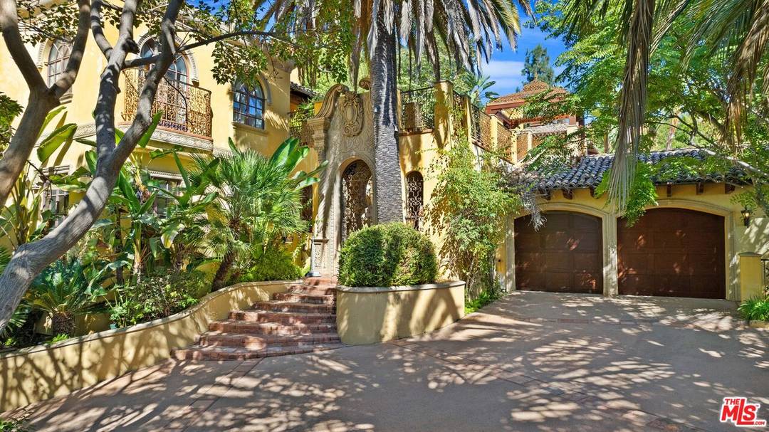 1274  N Clark St 5BR Sunset Strip La