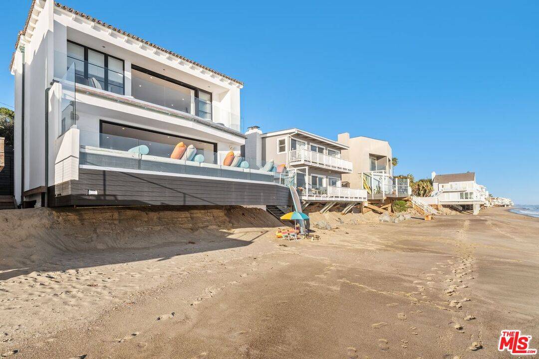 27212   Escondido Beach Rd 3BR Malibu La