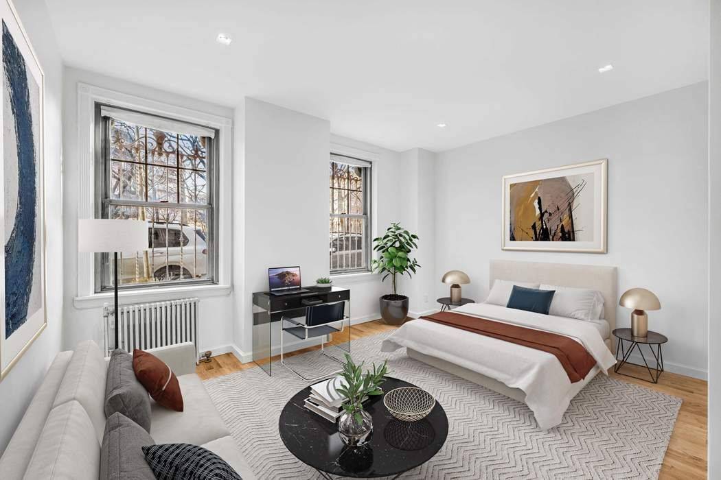 Chic amp ; Cozy West Village Studio Your Dream NYC Hideaway !